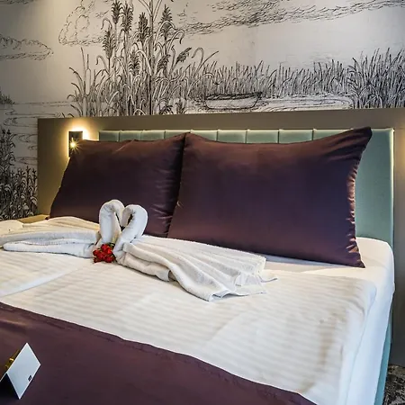 Hotel Golden 4*