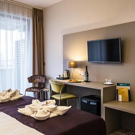 Hotel Golden