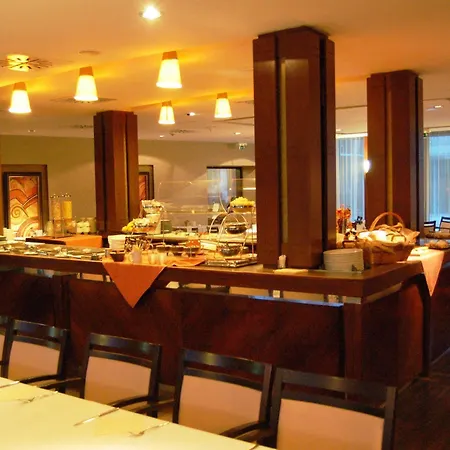 Hotel Golden 4*