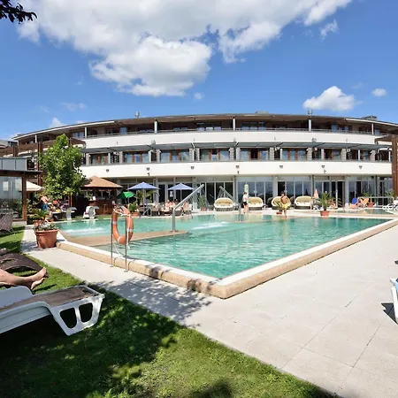 Golden Hotel 4*