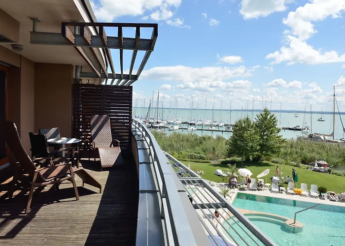 Golden Szálloda 4*