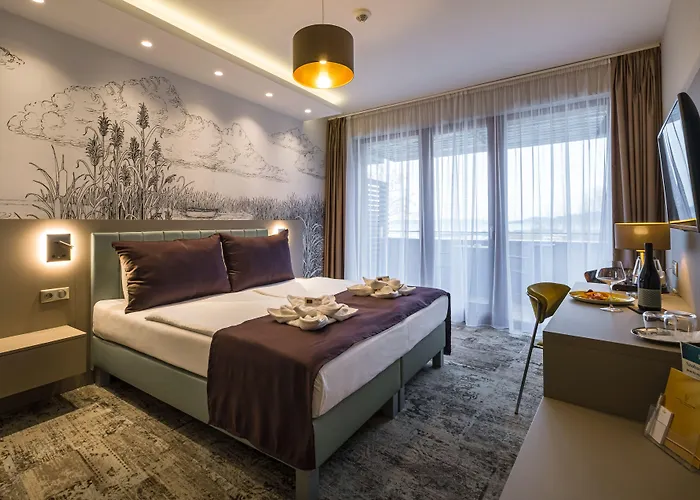 Otel Golden 4*